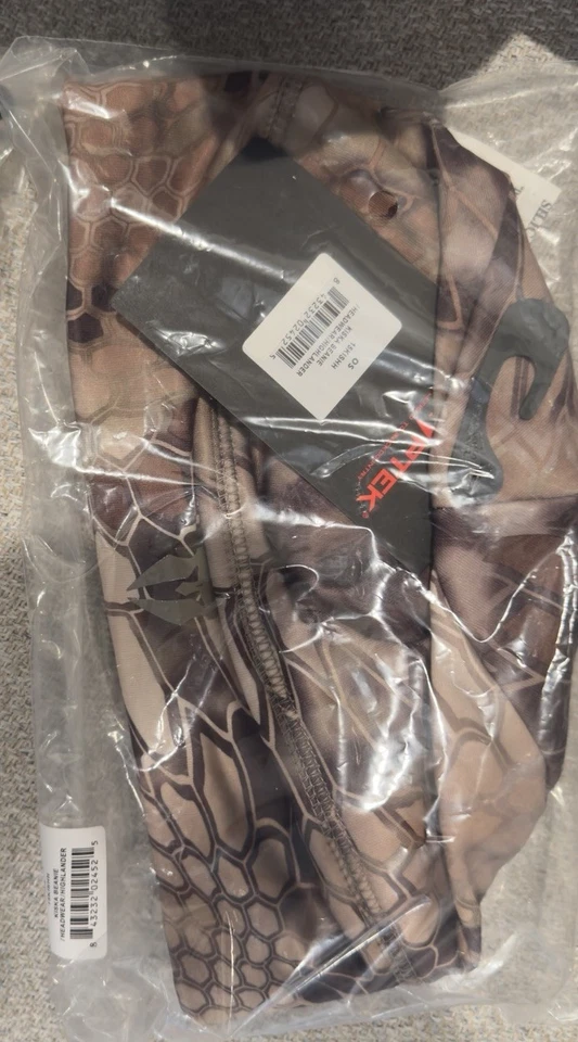 Kryptek Kiska Beanie & Krypton Highlander Gloves 2-piece Set Size Large NWT - Image 4 of 4