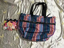 LeSportsac Weekender Duffle Overnight Striped Carryon Travel Bag W/pouch