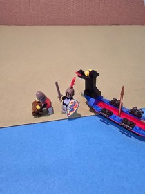 LEGO Castle 1547 Black Knights Boat 100% Complete w/ Instructions