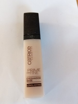 CATRICE  PRIME & FINE EYESHADOW  BASE