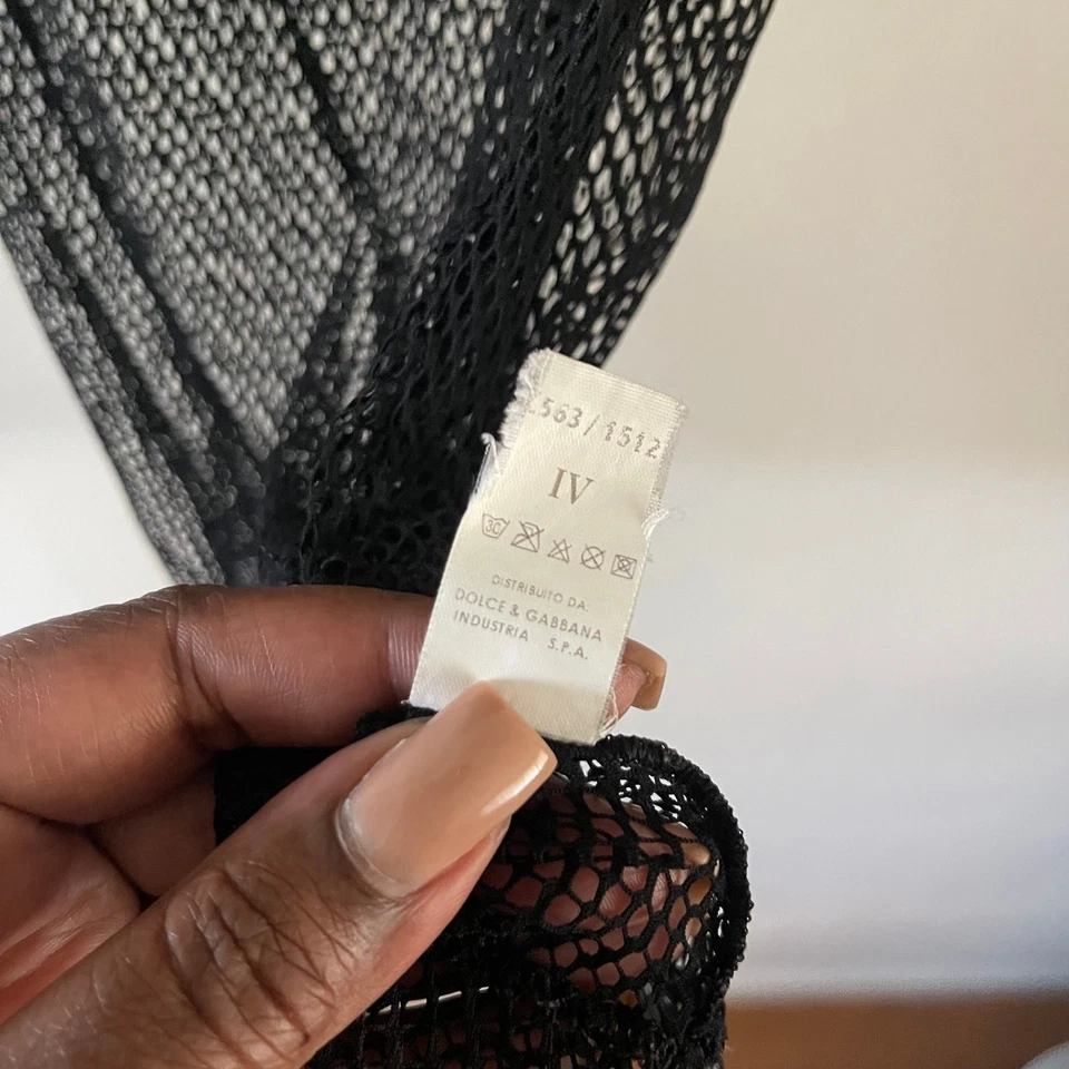Camiseta sin mangas Dolce & Gabbana Fishnet para mujer 4 negra gótica años 80 punk Baddie indie manga Foto 4 de 4
