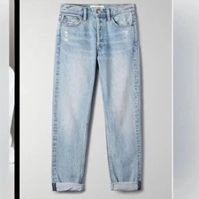 Aritzia Denim Forum Light Wash The Ex Boyfriend Straight Leg Jeans Size 28