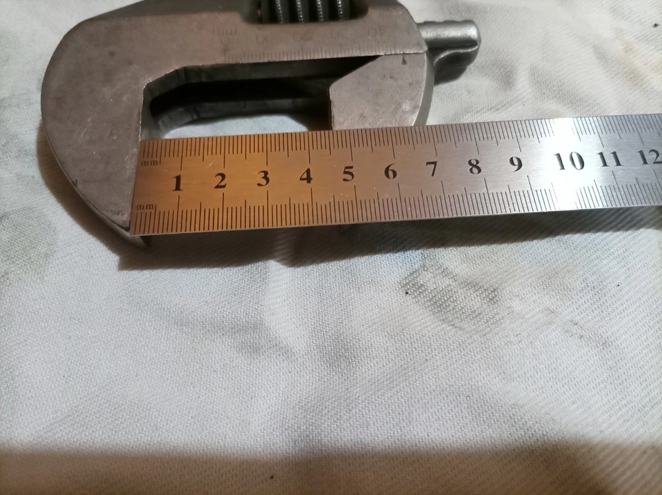 YAMOTO 501-215. 15"/375mm.Silver Adjustable Spanner. Heavy Duty. - Image 3 of 3