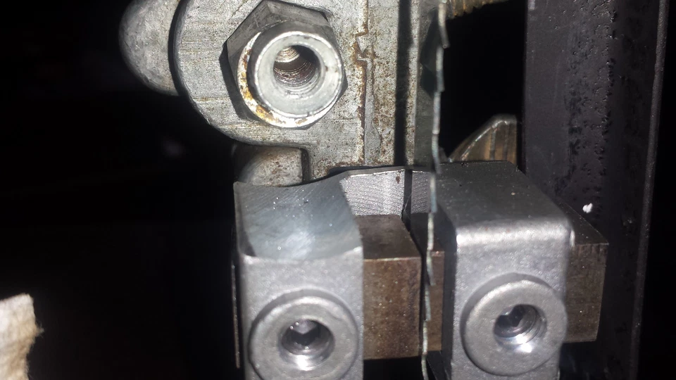 Horquilla guía de calidad de sierra de cinta 14 reemplaza Delta Rockwell # LBS-131 o 426-02-014-0 Foto 4 de 4