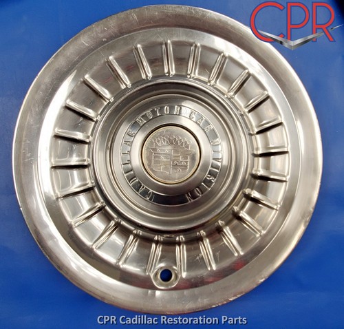 1958 1959 Cadillac Wheel Covers Hub Caps - Picture 3 of 6