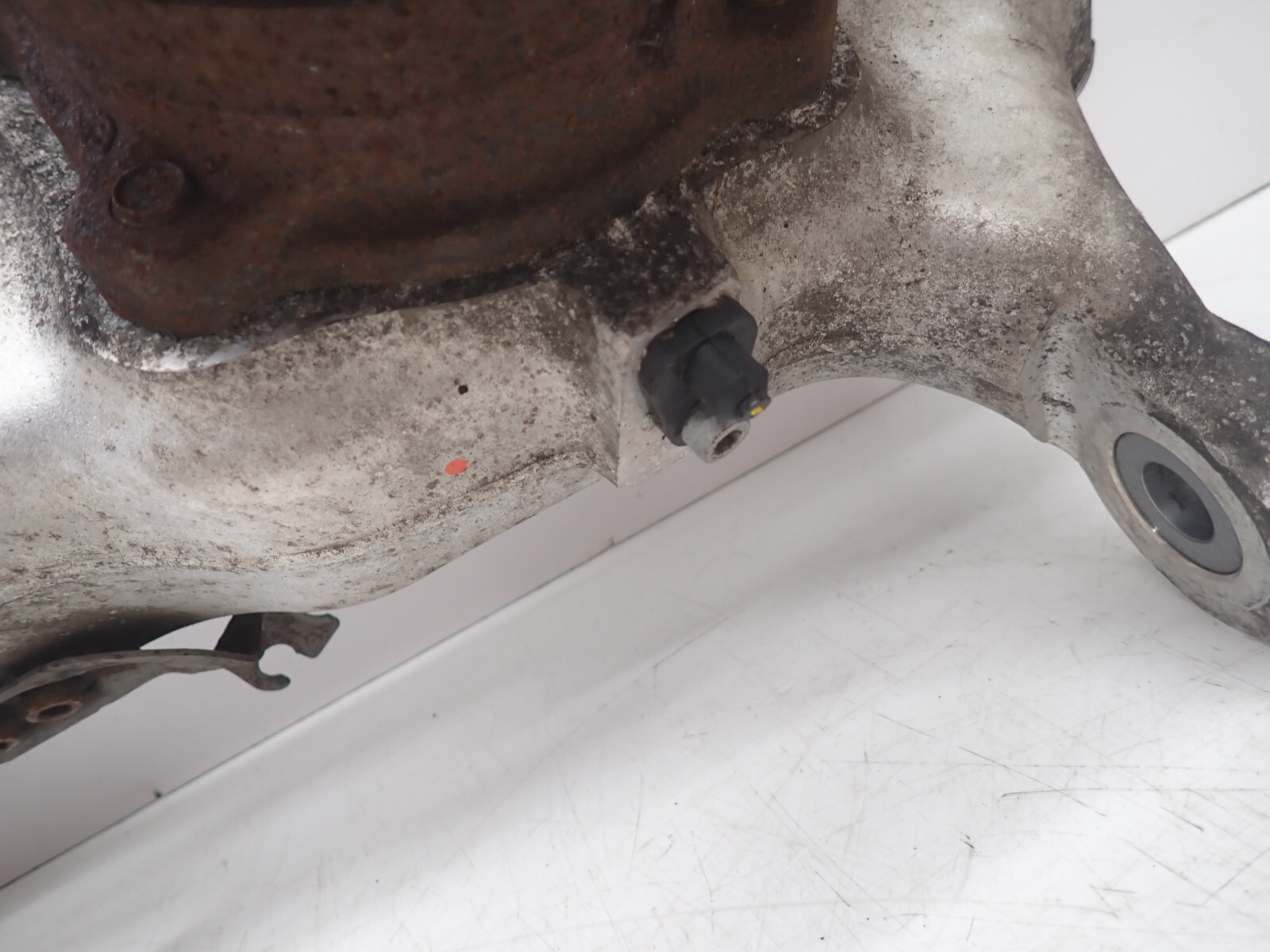 BMW X5 F15 X6 F16 FRONT LEFT PASSENGER AXLE SUSPENSION WHEEL HUB 