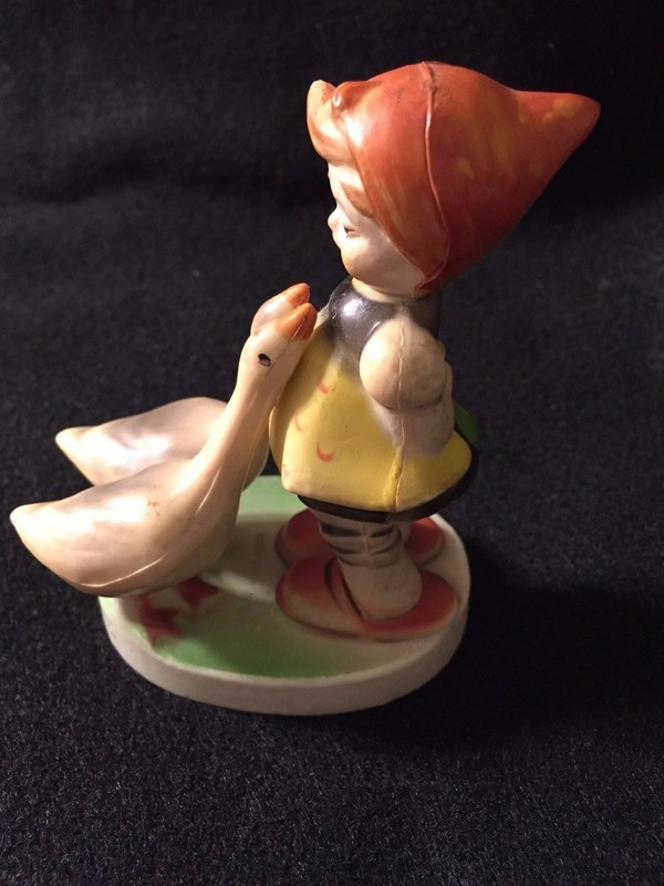 Vintage - Plastic Hummel Style Girl with Geese or Ducks - Made In Hong Kong 