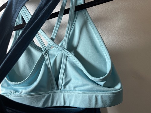 Champion Aero Women's 2 Piece Teal Blue Top Tank & Bra, Size Small NEW - Picture 8 of 8