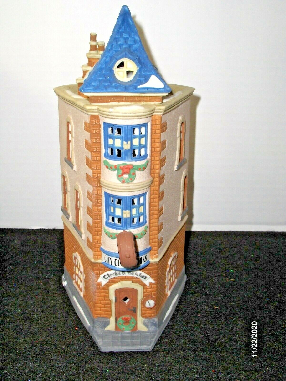 Click here to see eBay Auction