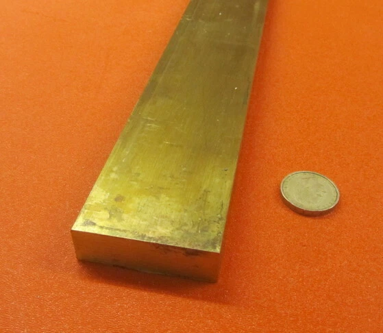 Barra plana de latón 360 5/8" de grosor x 2,00" de ancho x 36,0" de largo Foto 4 de 4