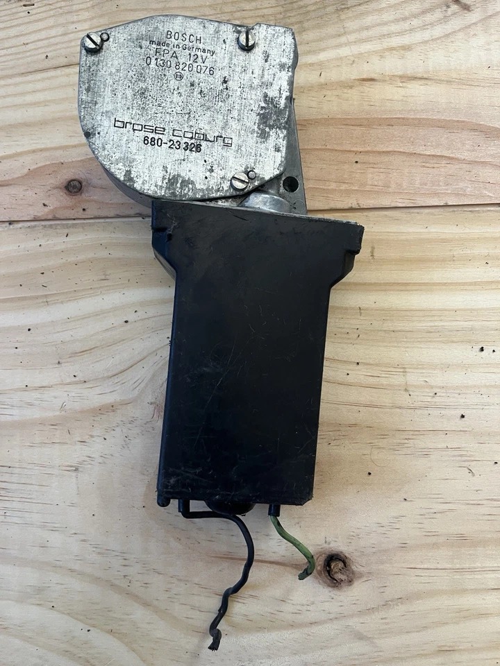 Motor Mercedes W116 Bosch Brose Coburg 12V L.H 0130820076 68023326 OEM probado Foto 2 de 4