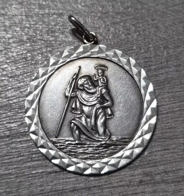 925 Sterling Silver Vintage 1976 St Christopher Saint Round Pendant 