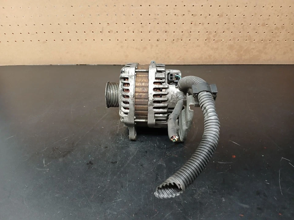 ALTERNADOR INFINITI G37 10 11 12 13 OEM 23100-3FY1A Foto 2 de 4