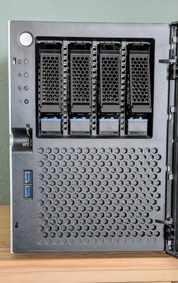 Mini NAS / Homeserver Supermicro Xeon 8K/16T 64GB ECC RDIMM 12G SAS Backplane