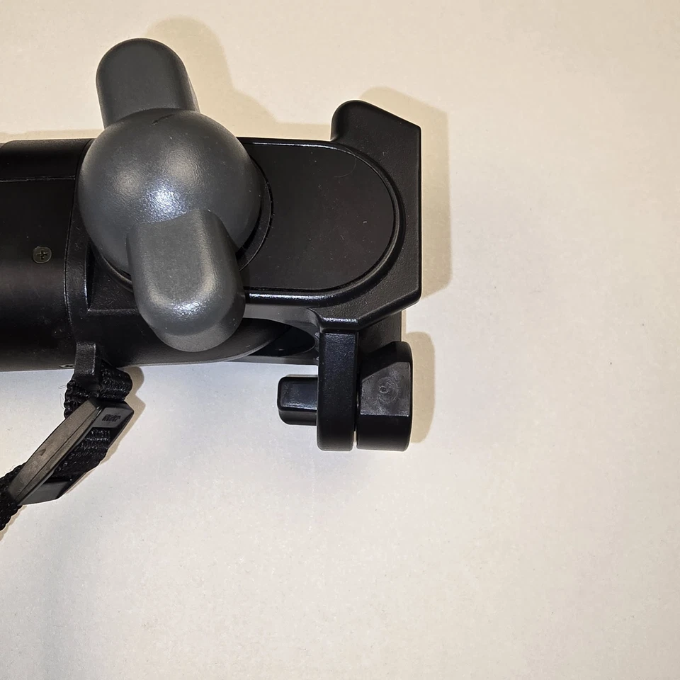 Slik Camera Monopod Telescoping Includes Quick Release Plate, Strap,  20-62" - Image 4 of 4