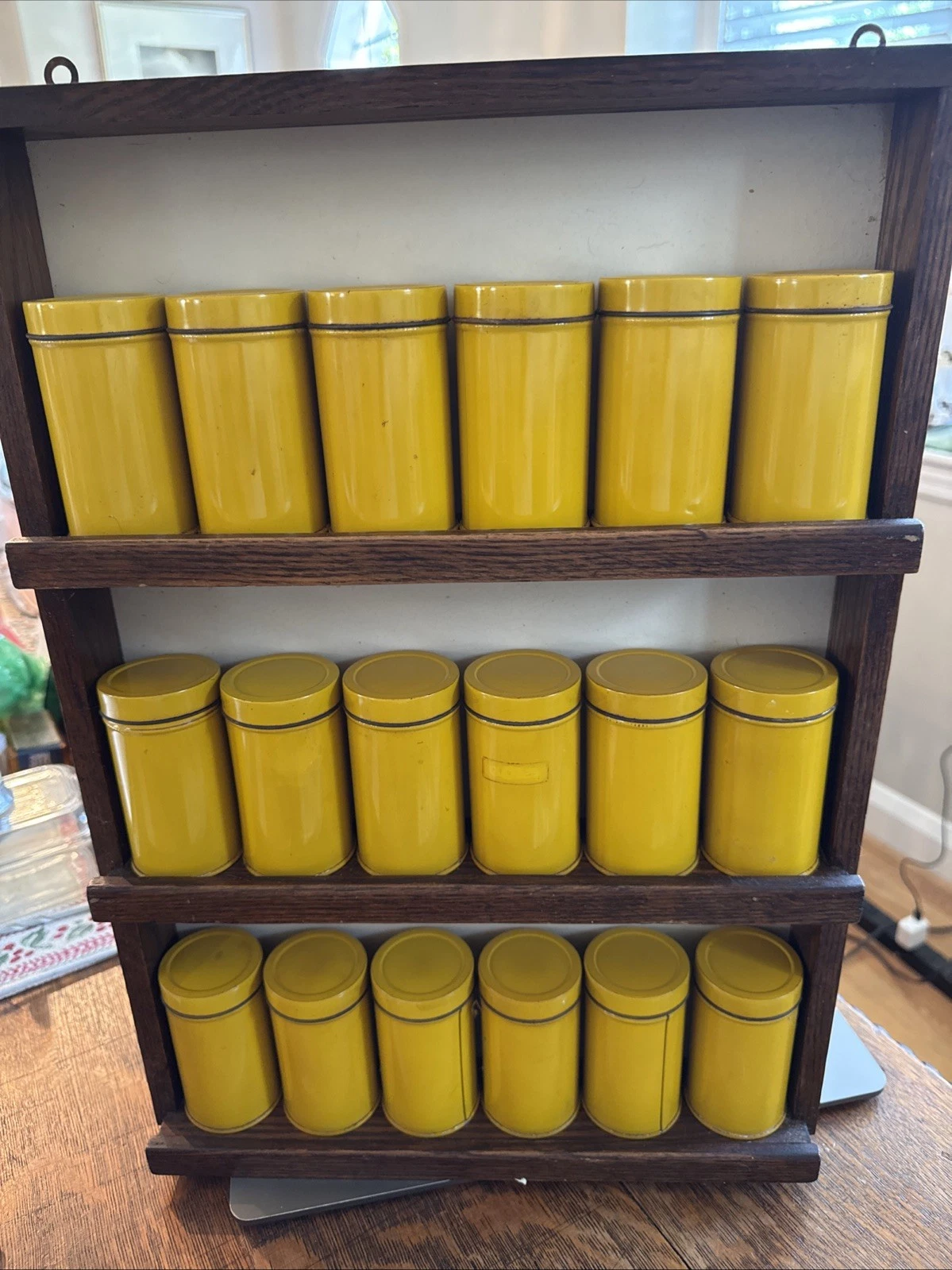 Mid-Century Spice Rack Set-18 Metal Spice Jars/Harvest Gold/3 Shelves
Opens in a new window or tab