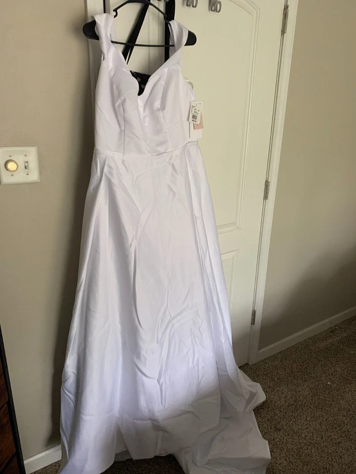 White Wedding Dress - Ballgown - NEW - Never WORN - Image 2 of 3