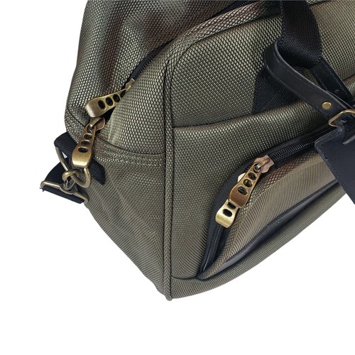 Liz Claiborne Olive Green Carry On Bag Luggage Zip Pockets Detachable Strap - Picture 4 of 10