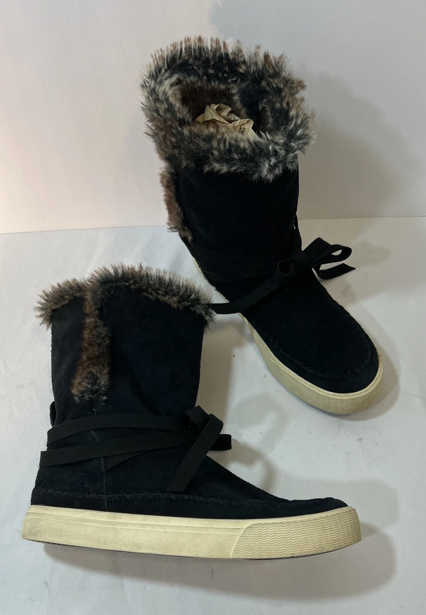 Toms moccasin shop