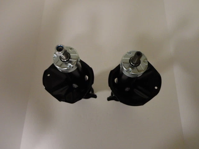 Par de puntales delanteros para modelos Suzuki Carry DB52T DA62T con muelles helicoidales cónicos Foto 2 de 3