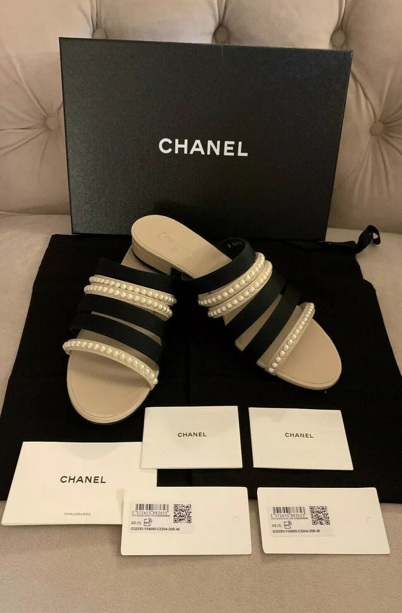 Chanel beige leather detailed with pearls sandals