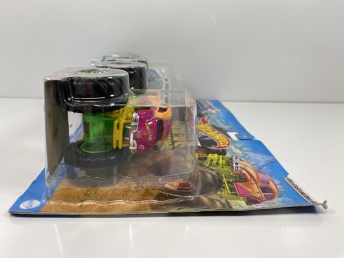Hot Wheels 2021 Monster Trucks VW Drag Bus VS VW Beetle Die Cast GTJ48-0910 - Picture 5 of 7