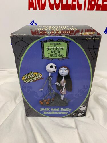 NECA Nightmare Before Christmas Jack & Sally Headknockers Hill Top Resin Disney - Picture 3 of 10