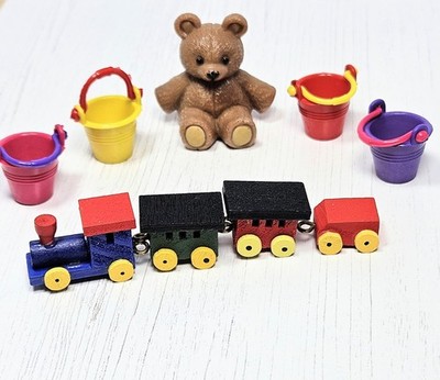 Miniature Wooden Train Teddy Bear Beach Buckets Mini Toys Nursery Accessories 