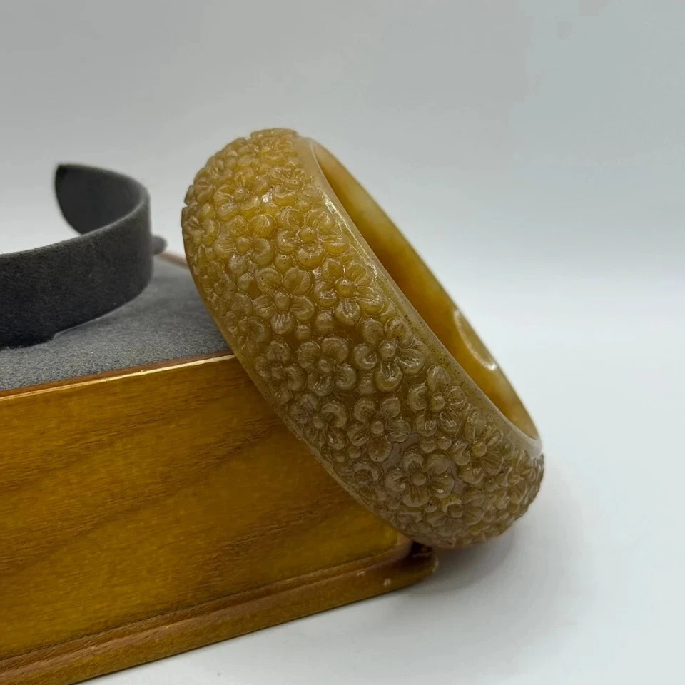 Brazalete de jade birmano miel artículo raro cara grande flor tallada interior 63 mm Foto 4 de 4