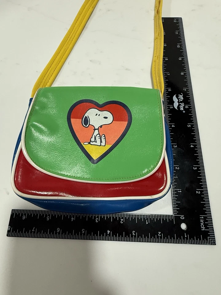 Cartera Snoopy vintage de piel para niñas de los años 70 corazón rojo arco iris Foto 3 de 4