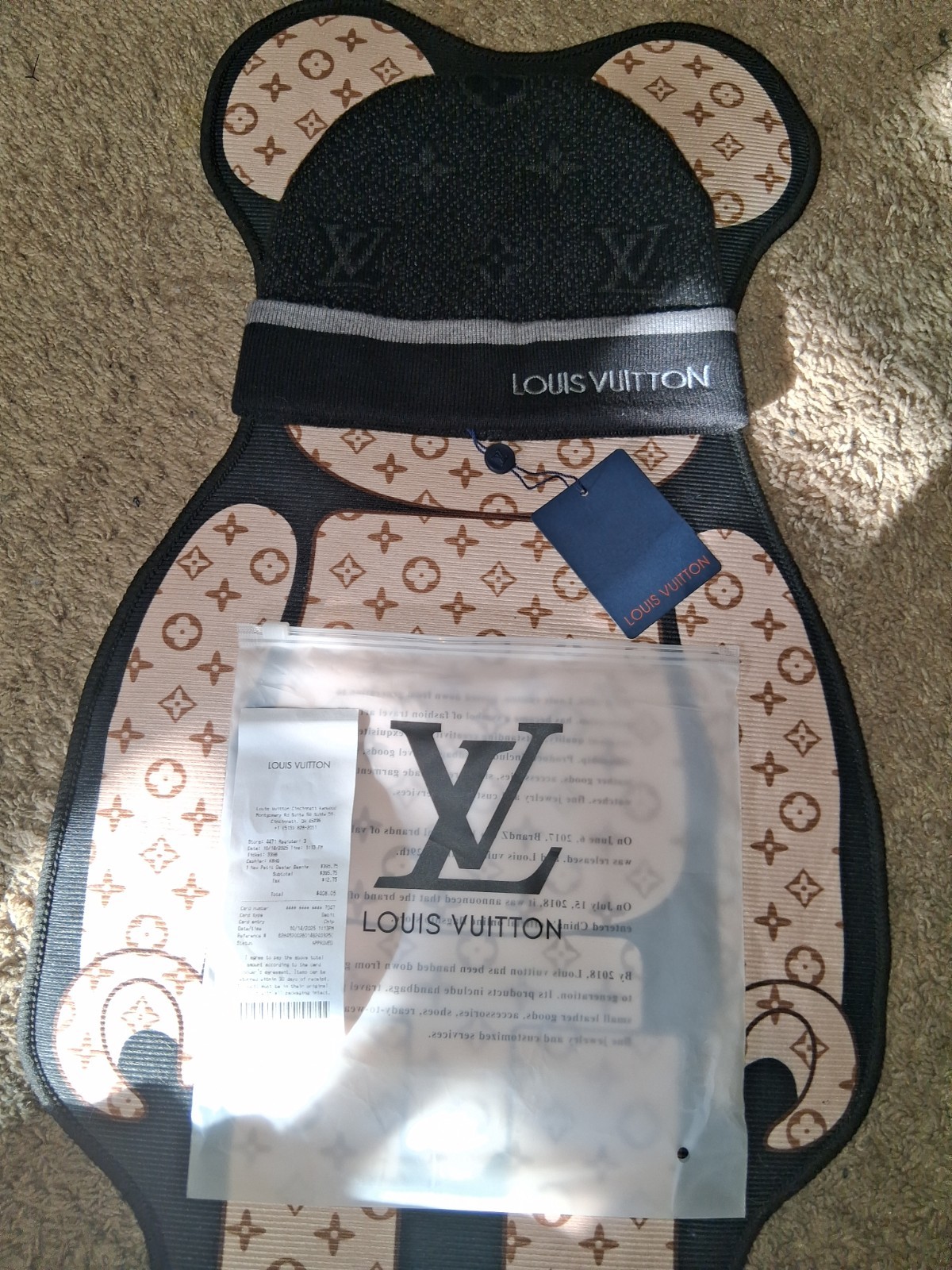 Louis Vuitton Monogram Pattern Beanie Black - image 1