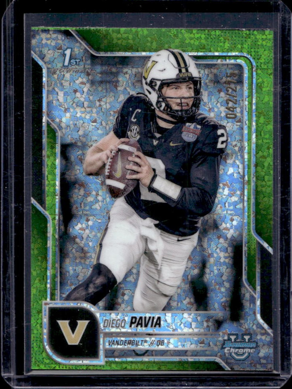 2025 Bowman Chrome U Diego Pavia Lime Green Mini-Diamond Refractor 1st #42/275