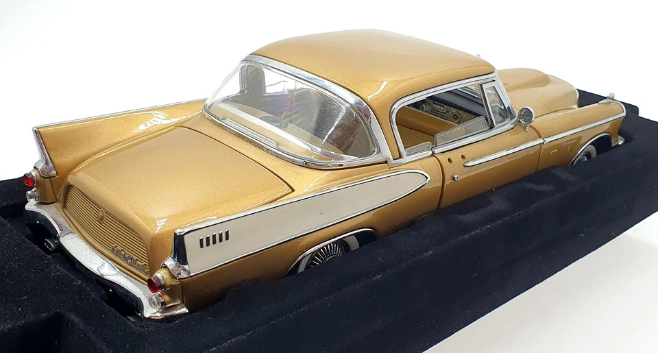 Signature 1/18 Scale Diecast 20018 - Studebaker Golden Hawk - Gold - Image 2 of 4