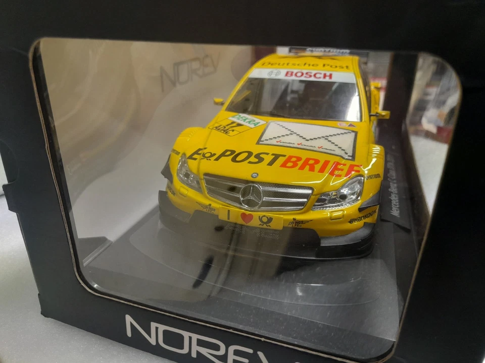 Norev 183581 Mercedes-Benz C-Class DTM 2011 #17 D. Coulthard 1/18 - Immagine 2 di 2