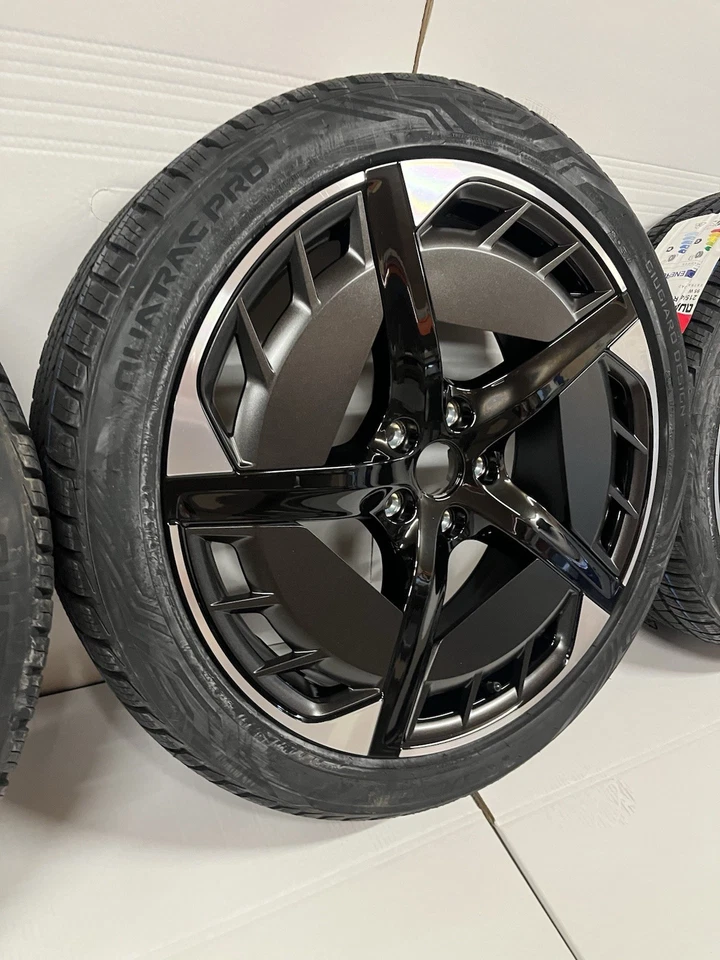 NEU Original Cupra Born K11 20" Ganzjahresräder Winter 10E601025E NEU Hurricane - Bild 3 von 4