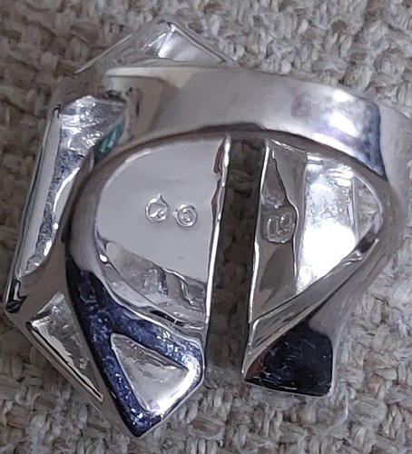 LARGE SIGNED SWAROVSKI FACATED CRYSTALS STATEMENT RING - Picture 11 of 16
