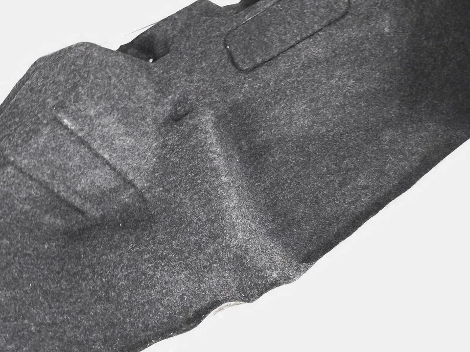 Отделочная накладка для заднего правостороннего грузового багажника купе Toyota Solara 2004-2008 годов выпуска - Изображение 4 из 4