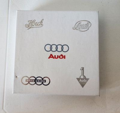 VINTAGE LOT OF AUDI ZWICKAU HORCH AUTO UNION LAPEL PINS IN BOX