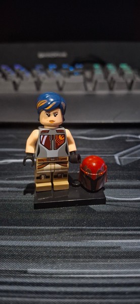 LEGO Star Wars Sabine Wren (sw0742) - Casco, Pelo y Piernas Originales Leer Desc