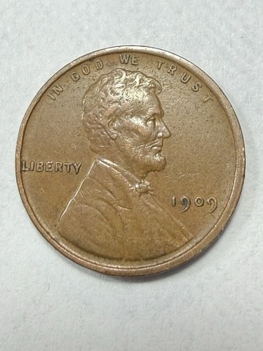 ** 1909 LINCOLN CENT-  XF  (UPGRADE THAT SPOT IN YOUR SET) PRICED TO SELL **