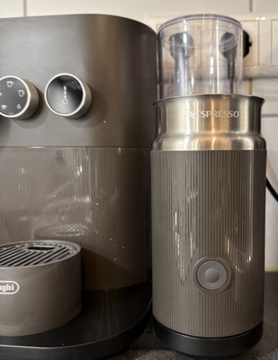Nespresso EXPERT & MILK DeLonghi EN355GAE + Wassertank Kapselmaschine