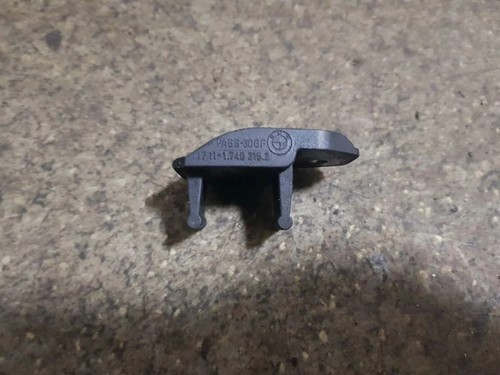 BMW 5 E39 Kühlerhalter 17403152 2.50 Petrol 125kw 2000 33755827