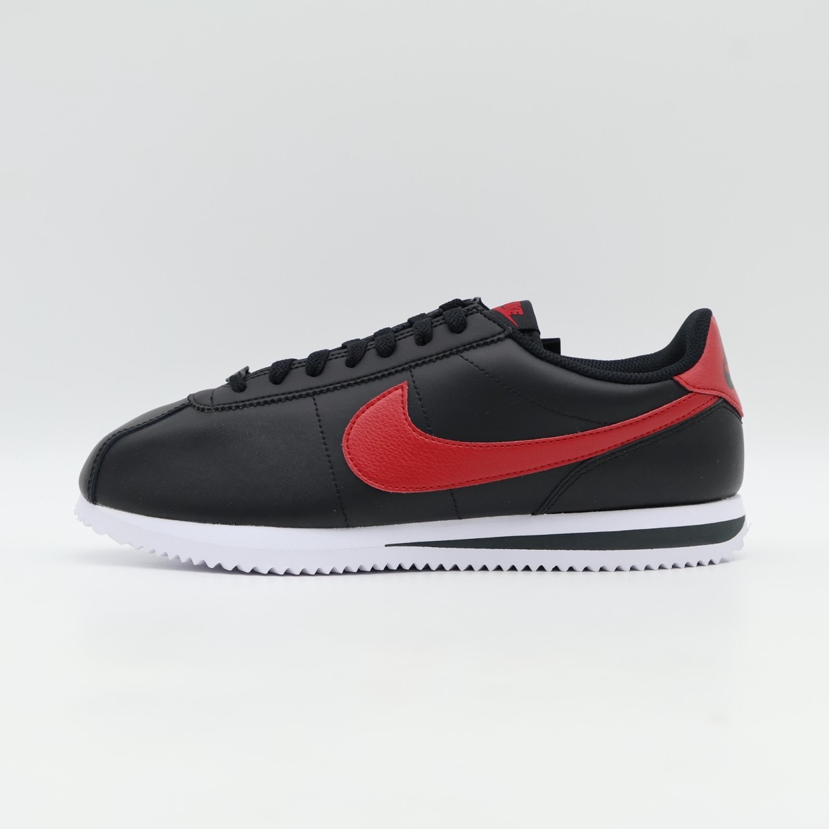 Nike ブラック/レッド スニーカー DM4044-004 Nike Cortez Leather Bred (Men's) | eBay