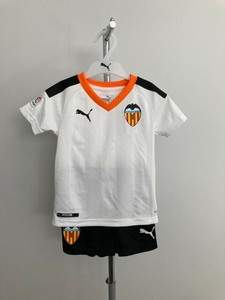 valencia fc kit