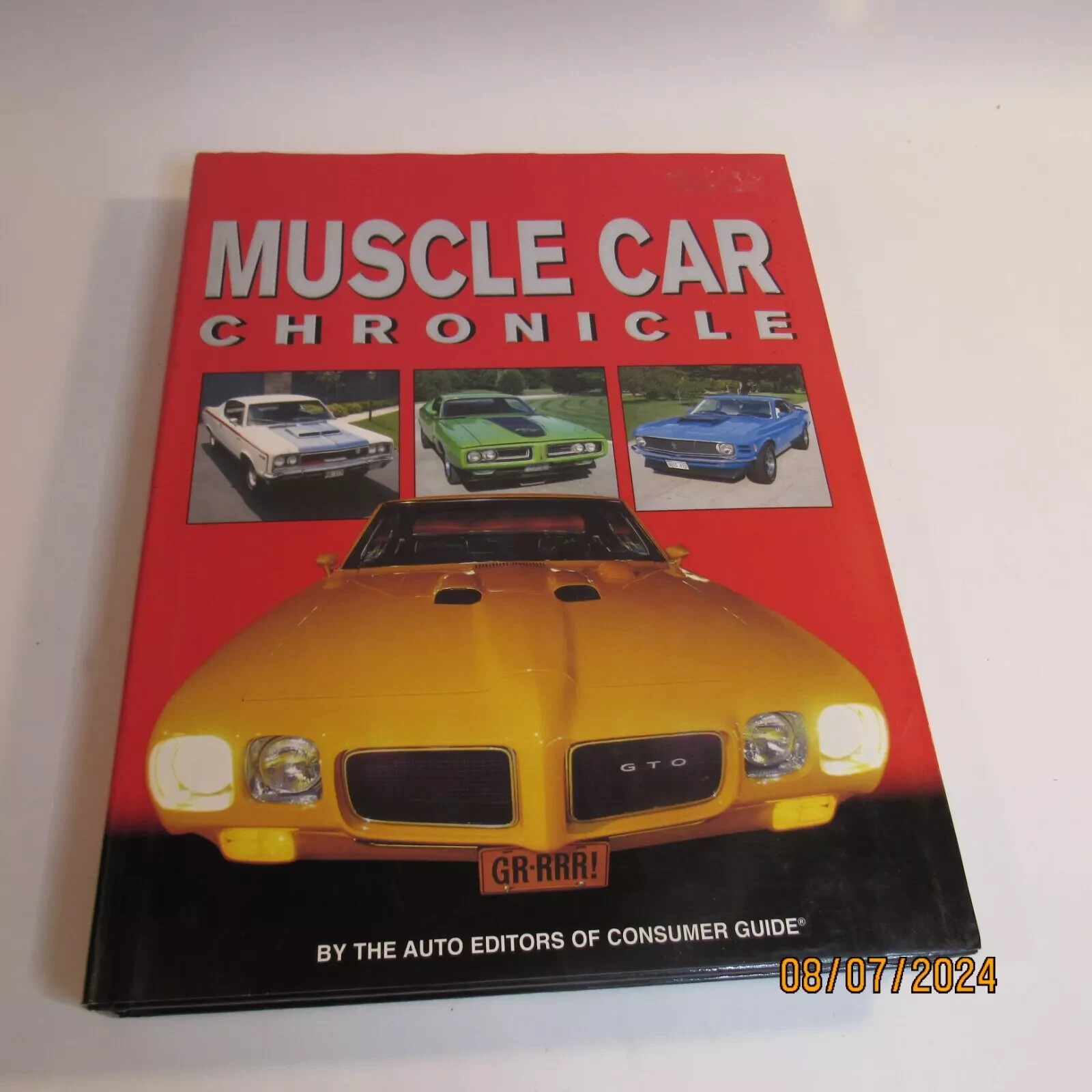 Muscle Car Chronicle - Hardcover By Guide, The Auto Editors of Consumer