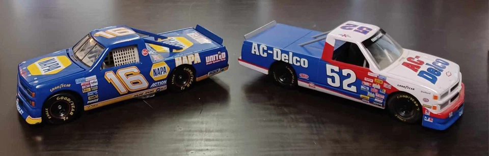 1/24 Scale Die Cast Race Trucks Ron Hornaday Jr. NAPA and Ken Schrader AC-Delco - Image 2 of 4
