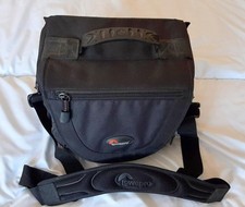 LowePro Nova 3 AW All Weather Camera/Lens Shoulder Bag with inserts, Black, VGC