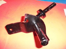 GENUINE OEM HUSQVARNA 532403088 RH WHEEL SPINDLE 197982R craftsmen poulan FPW