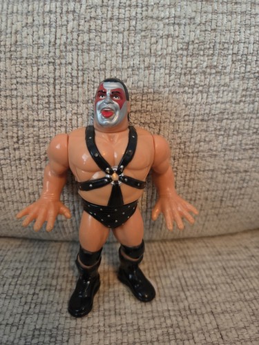 Hasbro Titan Sports WWF WWE Series 1 Demolition Ax...