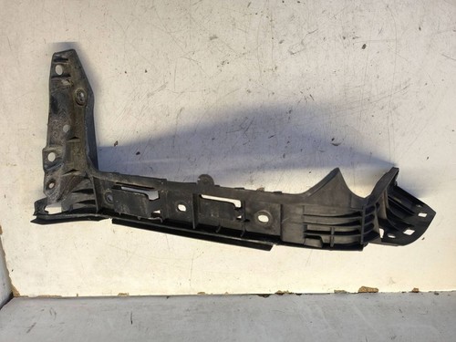 Volkswagen Multivan T5 2007 Stoßstange hinten rechts Halterung 7H0807394C